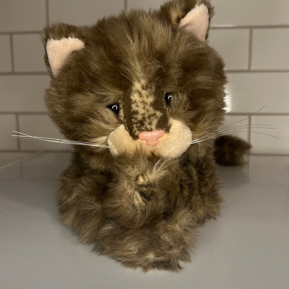 Russ Berrie Sierra Realistic Cat Plush Brown 22” Stuffed Animal Toy